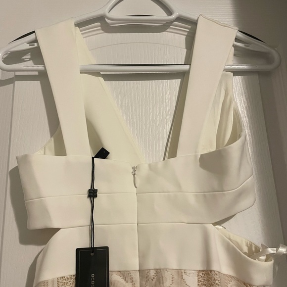 BCBGMAXAZRIA Marilyne Swirl Lace Cutout Gown - Picture 5 of 6